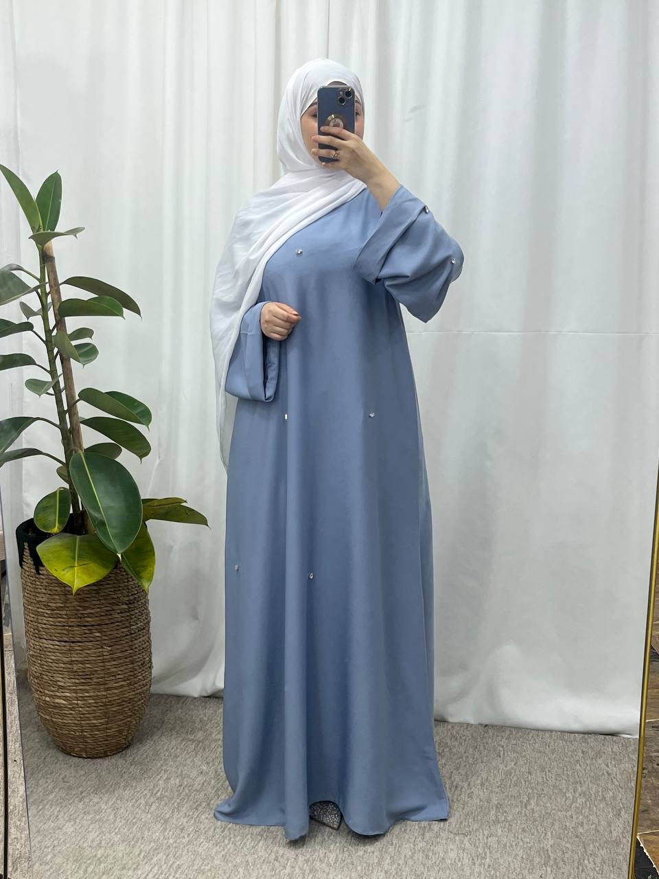 "عباية سامية "
